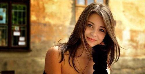 乌克兰女医官爆料视频,揭露战地医院惊人真相  第3张 乌克兰女医官爆料视频,揭露战地医院惊人真相  第3张