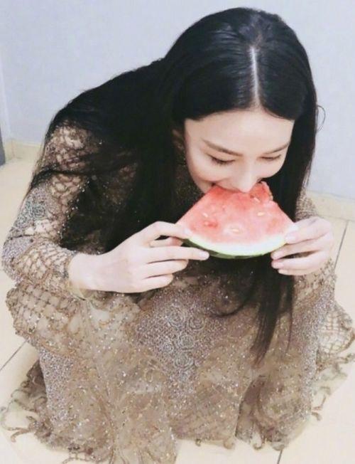 有没有免费的吃瓜裙  第2张 有没有免费的吃瓜裙  第2张